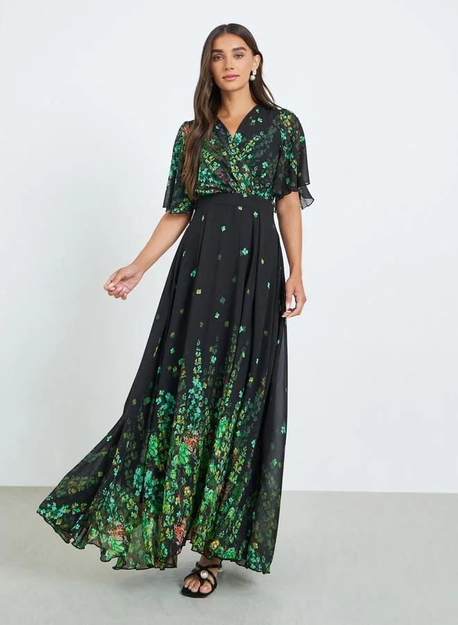 ستايلي فستان طويل بطبعة زهور وتصميم مريح